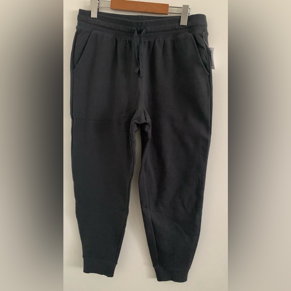 Old Navy Woman’s Joggers Size: M